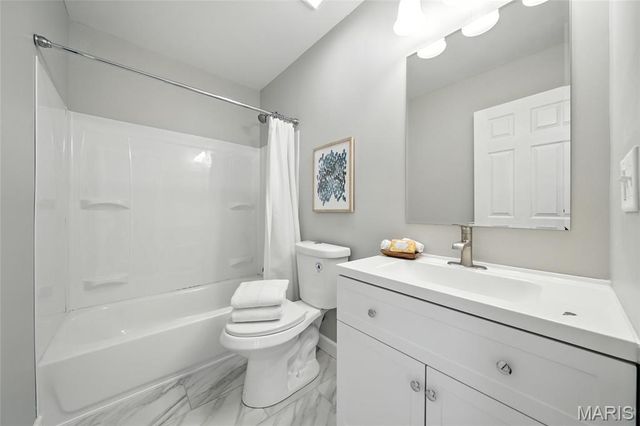 1623 Forest Avenue, St Louis, MO 63139