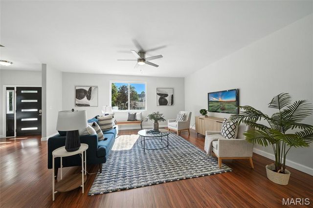 1623 Forest Avenue, St Louis, MO 63139