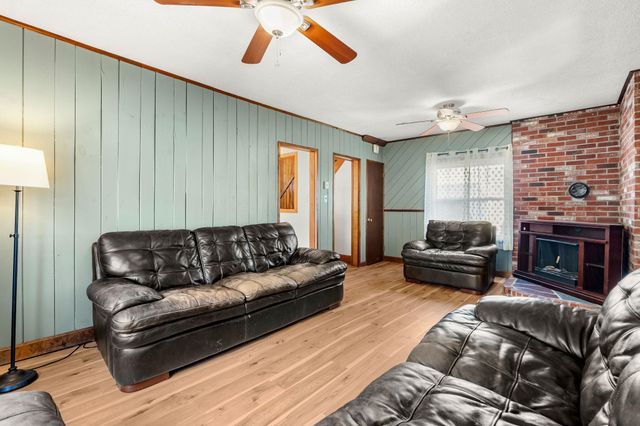 15 Springview Avenue, Manchester, NH 03103