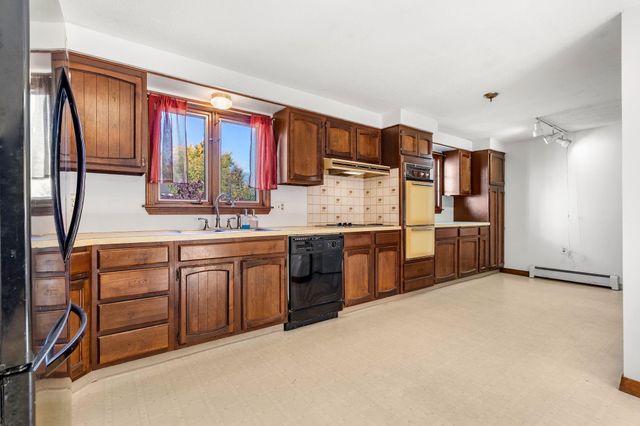 15 Springview Avenue, Manchester, NH 03103