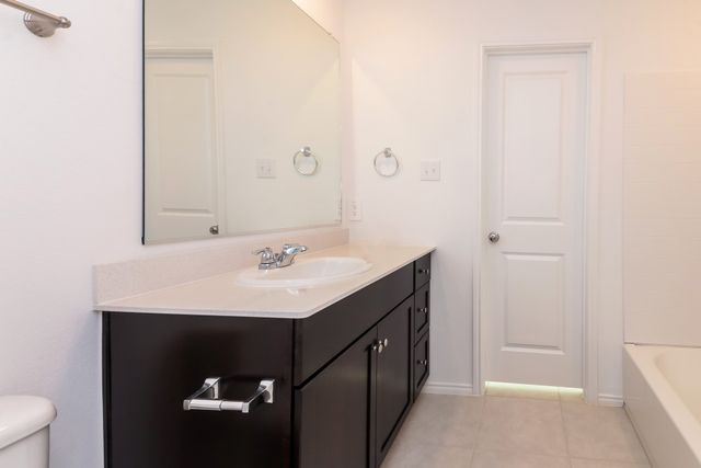 3104 Helix Bay Drive, Crandall, TX 75114