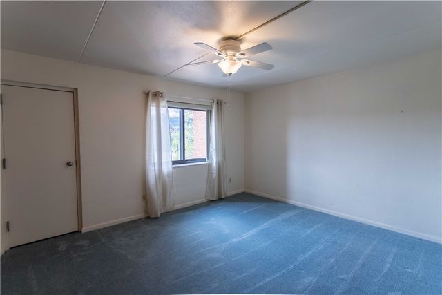 416 Isabella St 303, Oakmont, PA 15139