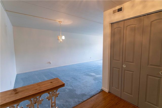 416 Isabella St 303, Oakmont, PA 15139