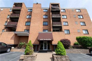 416 Isabella St 303, Oakmont, PA 15139
