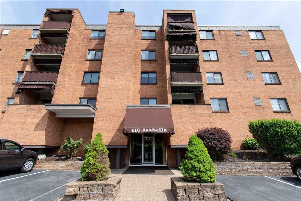 416 Isabella St 303, Oakmont, PA 15139