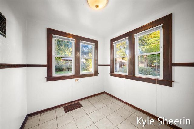 507 Elliott Street SE, Grand Rapids, MI 49507