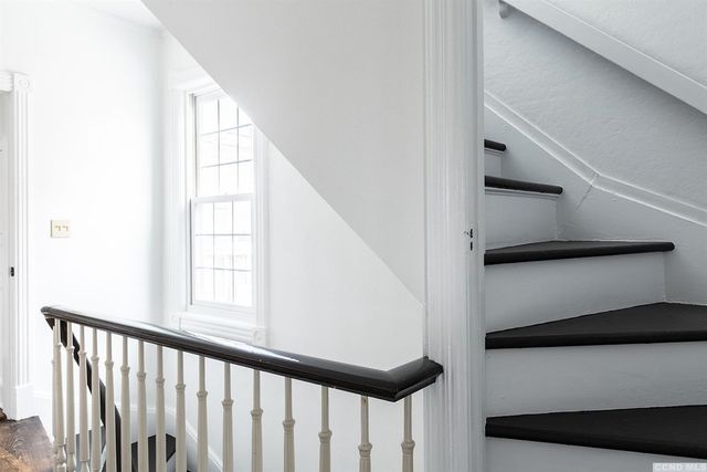 11 S South 6th Street, Hudson, NY 12534