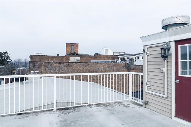 11 S South 6th Street, Hudson, NY 12534