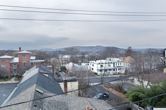 11 S South 6th Street, Hudson, NY 12534