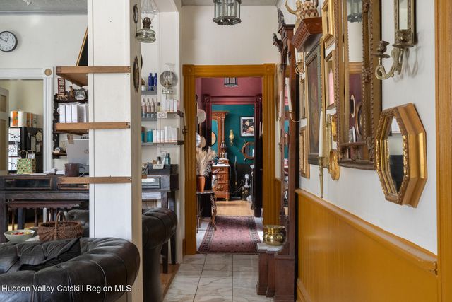 11 S South 6th Street, Hudson, NY 12534