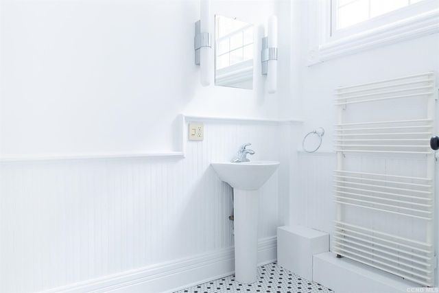 11 S South 6th Street, Hudson, NY 12534