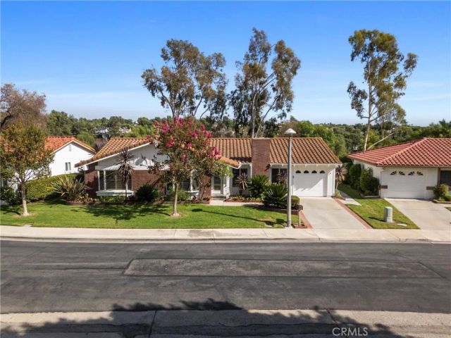 28162 Via Cernuda, Mission Viejo, CA 92692