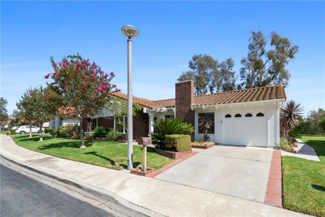 28162 Via Cernuda, Mission Viejo, CA 92692