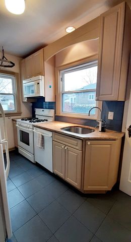 743 S East Avenue, Oak Park, IL 60304