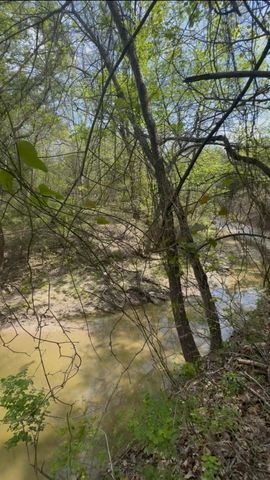 1400 Hinton LN, Van Alstyne, TX 75495