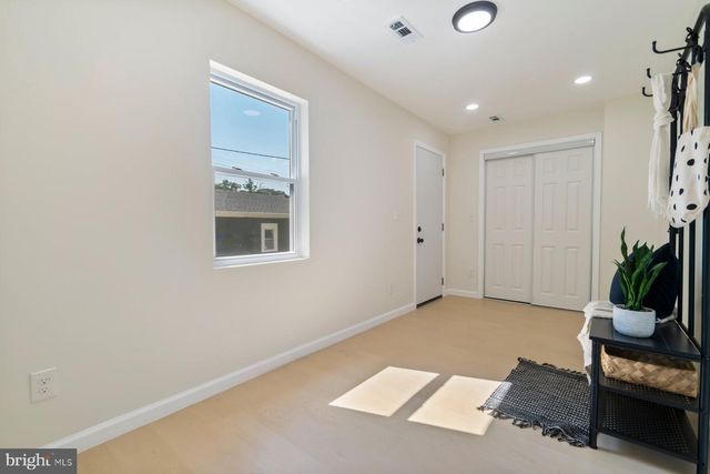 5302 THE ALAMEDA, Baltimore, MD 21239