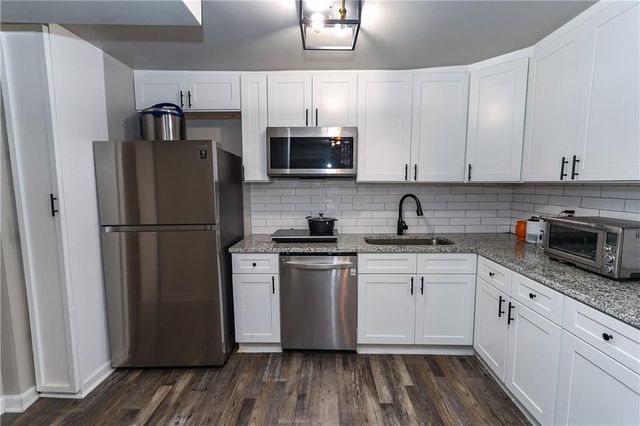 636 Lawton Street B, Atlanta, GA 30310