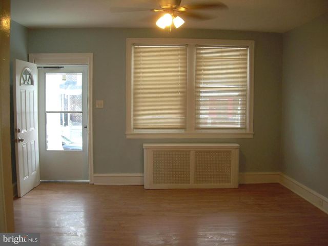 4937 N 7TH ST, Philadelphia, PA 19120