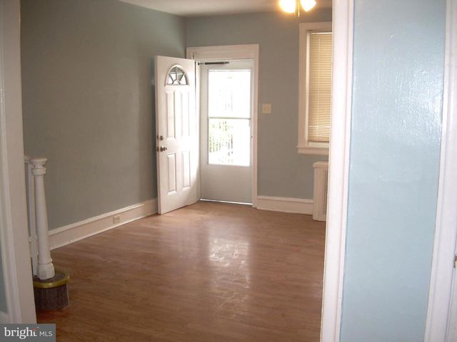 4937 N 7TH ST, Philadelphia, PA 19120