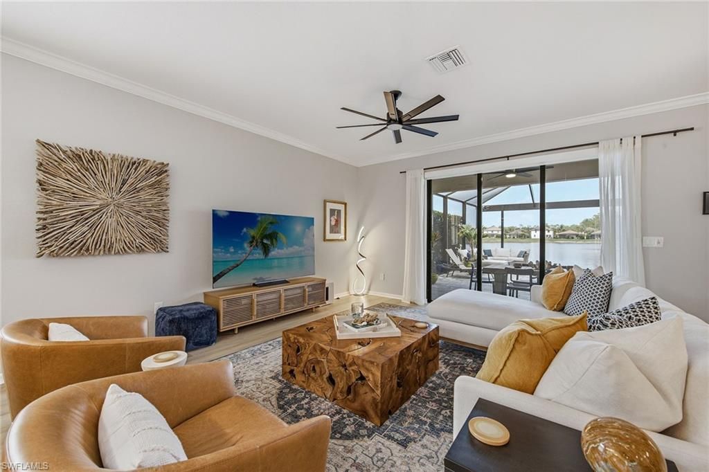 9396 Glenforest DR, NAPLES, FL 34120 — photo 4
