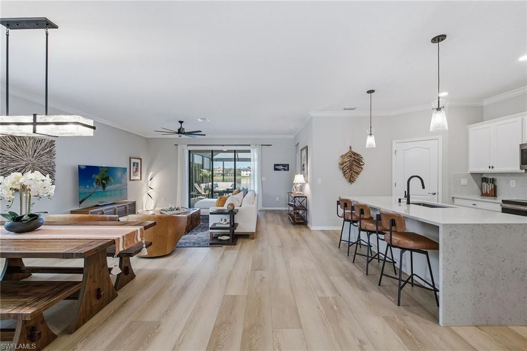 9396 Glenforest DR, NAPLES, FL 34120 — photo 5