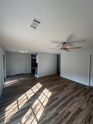 6297 Rolling Fork Road Unit 103, North Charleston, SC 29406