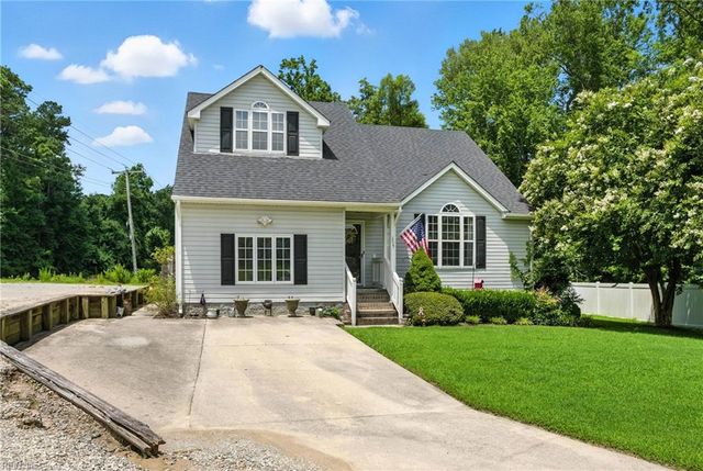 115 Royal Oak CT, Suffolk, VA 23434