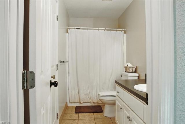 115 Royal Oak CT, Suffolk, VA 23434