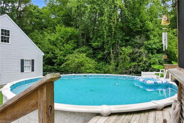 115 Royal Oak CT, Suffolk, VA 23434