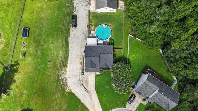 115 Royal Oak CT, Suffolk, VA 23434