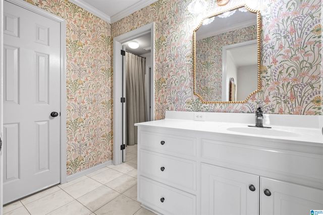 6740 CLEAR CREEK CIRCLE, Trussville, AL 35173