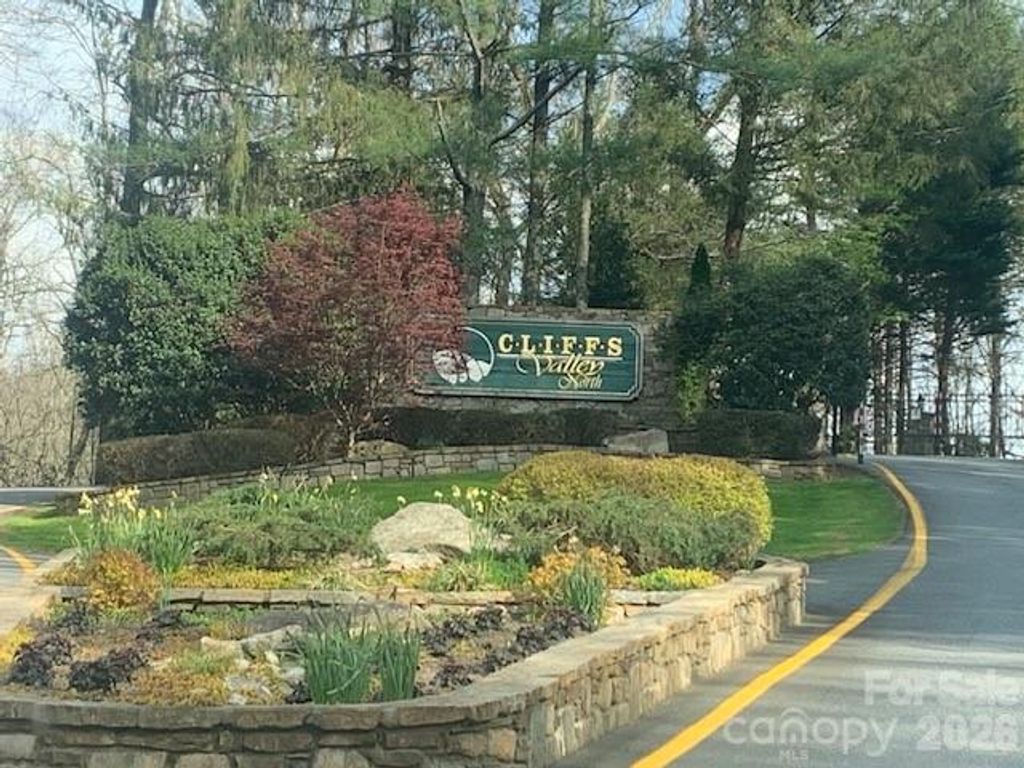 LOT 92 MOUNTAIN SUMMIT Road 92, Zirconia, NC 28790
