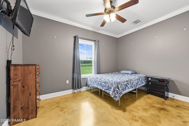 1111 Lady Of The Lake Road, St. Martinville, LA 70582