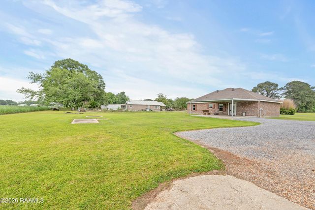 1111 Lady Of The Lake Road, St. Martinville, LA 70582