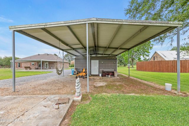 1111 Lady Of The Lake Road, St. Martinville, LA 70582