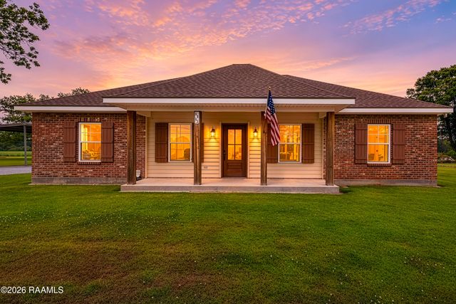 1111 Lady Of The Lake Road, St. Martinville, LA 70582