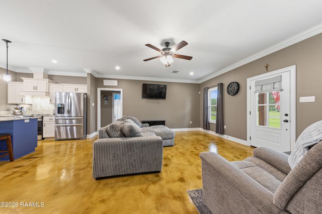 1111 Lady Of The Lake Road, St. Martinville, LA 70582
