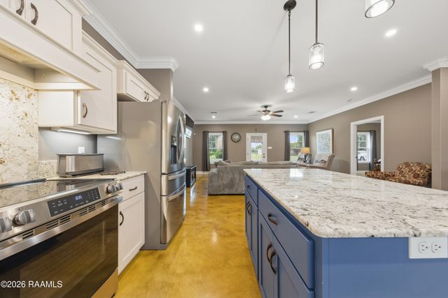 1111 Lady Of The Lake Road, St. Martinville, LA 70582