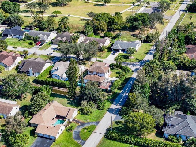 2151 NW 121st Avenue, Plantation, FL 33323