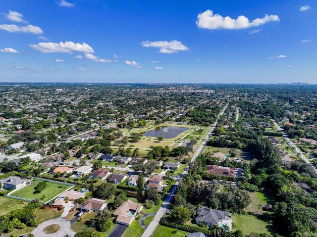 2151 NW 121st Avenue, Plantation, FL 33323