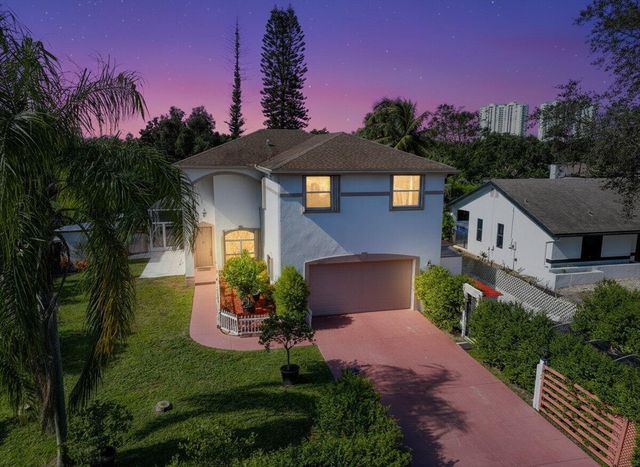 2151 NW 121st Avenue, Plantation, FL 33323