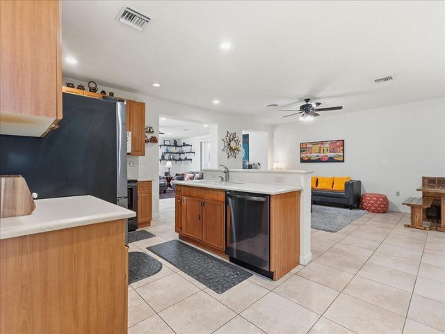 2151 NW 121st Avenue, Plantation, FL 33323