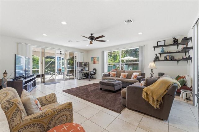 2151 NW 121st Avenue, Plantation, FL 33323