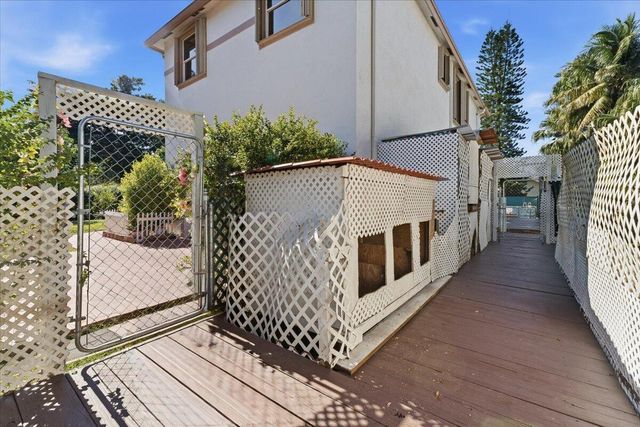 2151 NW 121st Avenue, Plantation, FL 33323