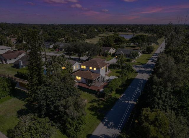 2151 NW 121st Avenue, Plantation, FL 33323