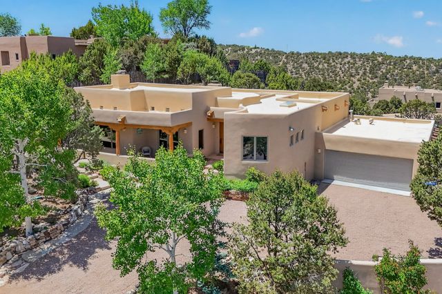 850 Paseo De Don Carlos, Santa Fe, NM 87501