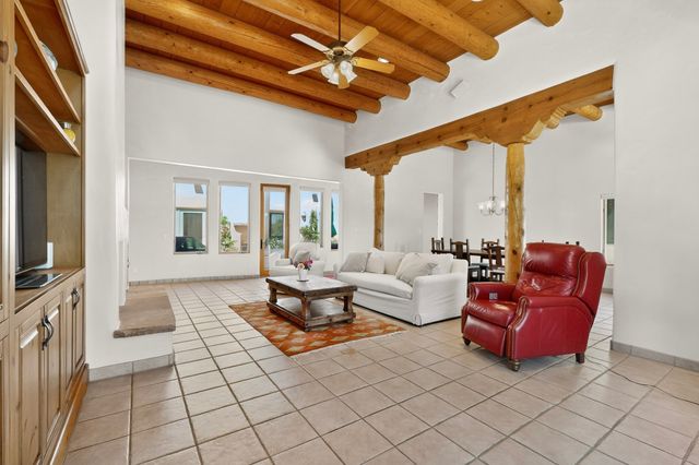 850 Paseo De Don Carlos, Santa Fe, NM 87501