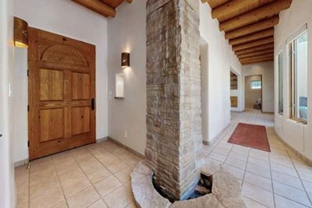 850 Paseo De Don Carlos, Santa Fe, NM 87501