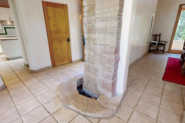 850 Paseo De Don Carlos, Santa Fe, NM 87501