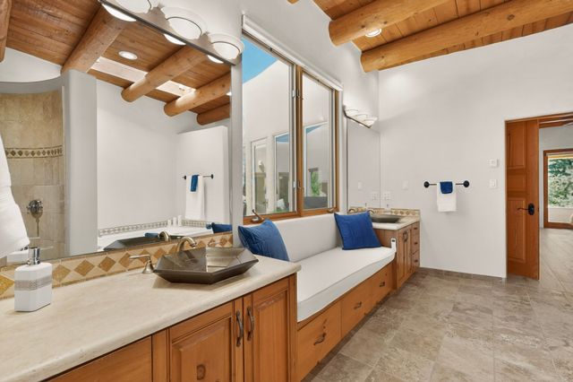 850 Paseo De Don Carlos, Santa Fe, NM 87501